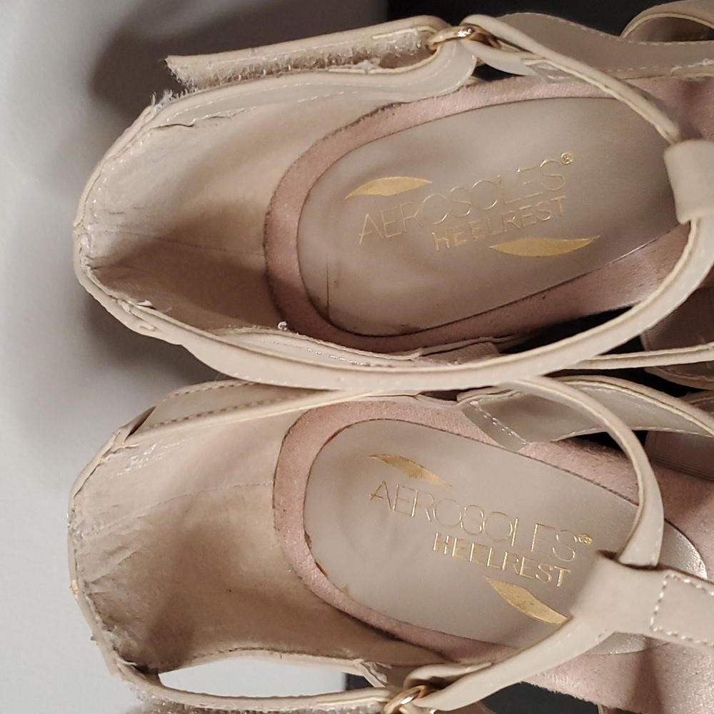 Donated: Aerosoles HeelRest Heels - Picture 4 of 9